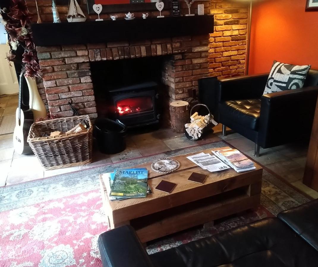 Bridge House B&B Coltishall エクステリア 写真