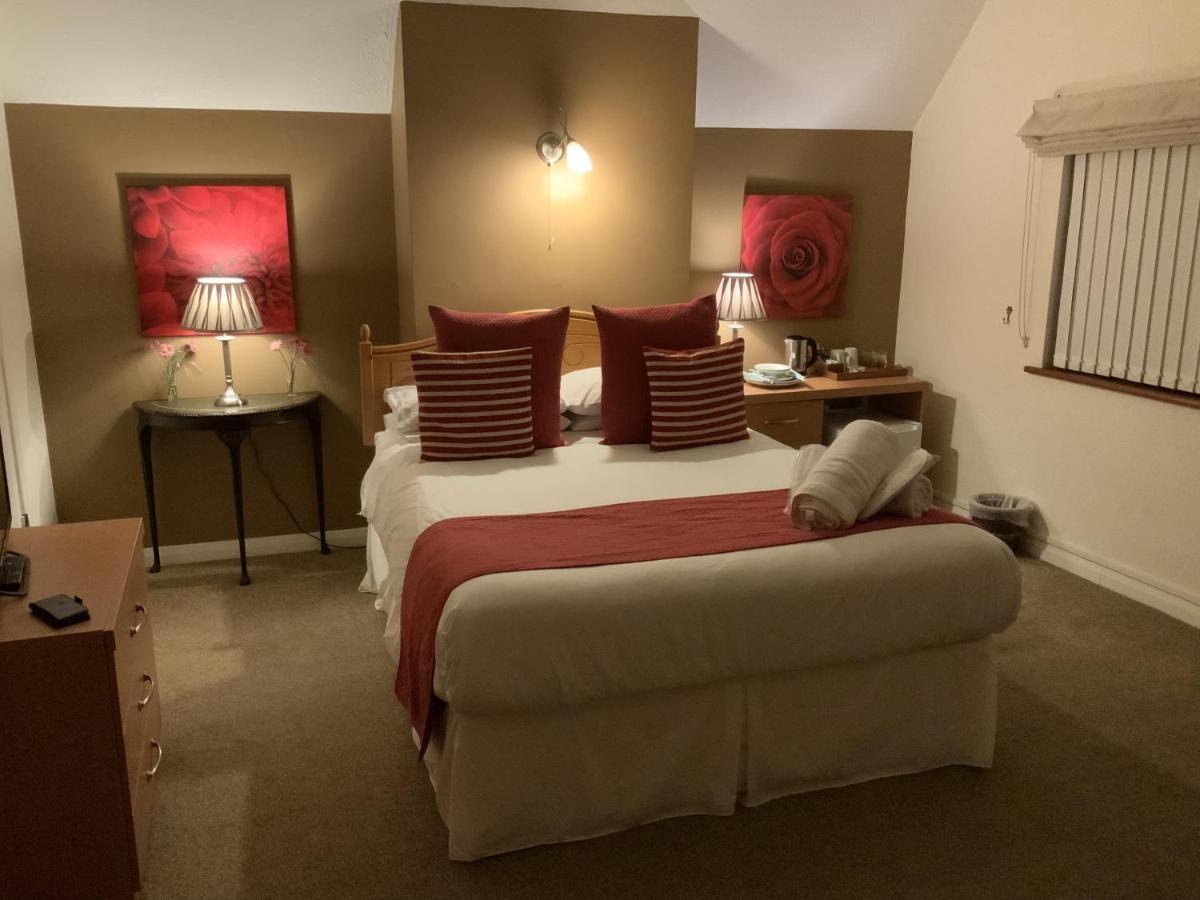 Bridge House B&B Coltishall エクステリア 写真